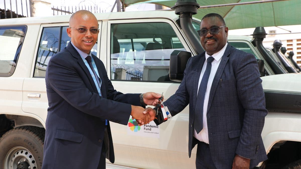 Mr Ezana Kassa, FAO Representative in Uganda(left) and Dr. Andrew G. Seguya, Executive Secretary of GVTC (right). PHOTO/FAO-Uganda